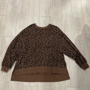 Cheeta print pullover/sweatshirt